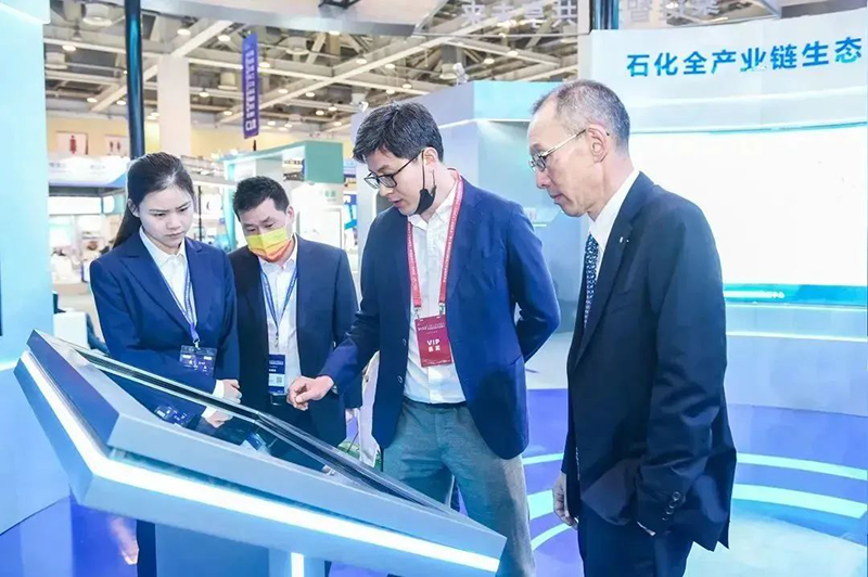 聚链智造 共享未来 | 2023年尊龙官网登录人生就是博登录·易派客工业品展圆满落幕