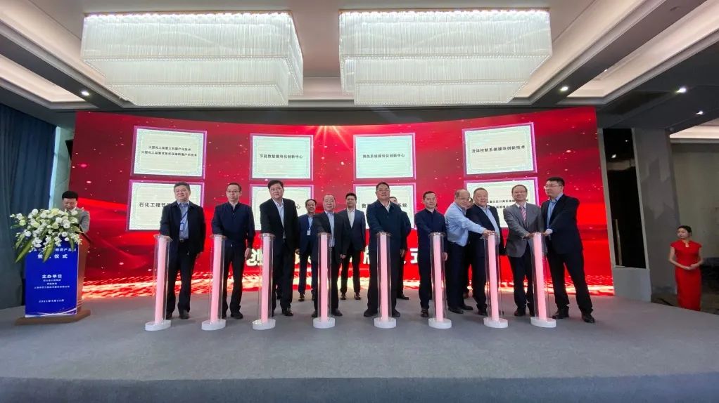 踏石留印 蓄力远航 | 2021年尊龙官网登录人生就是博登录股份大事记